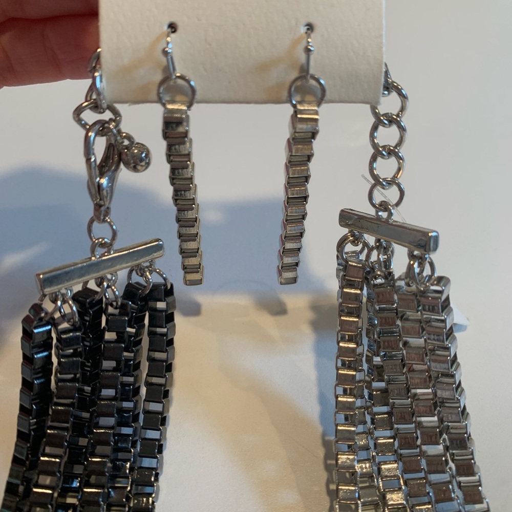 Necklace - Picture 3 of 3